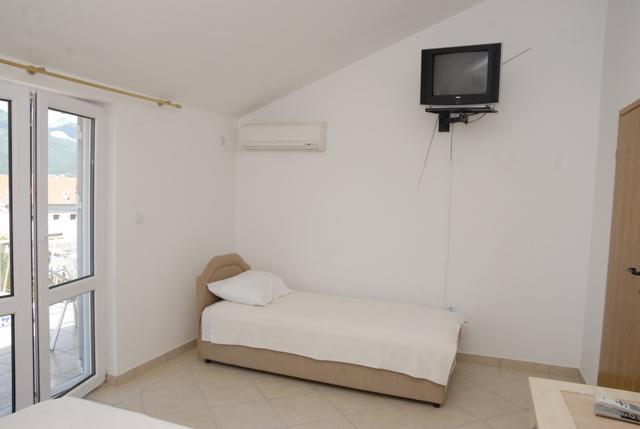 Apartments Dosljak Tivat Exterior foto