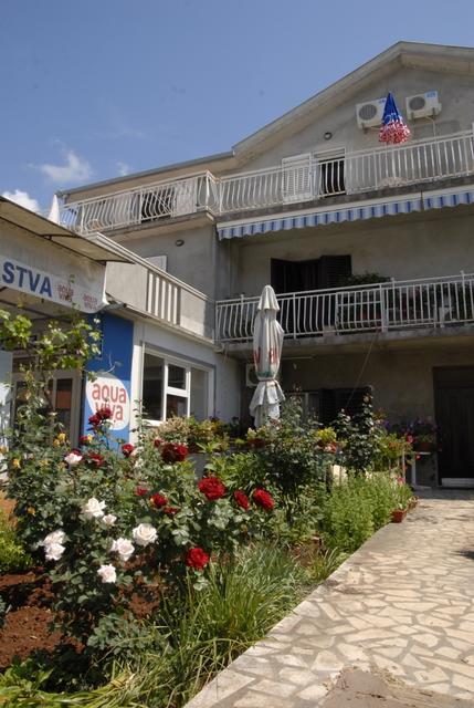 Apartments Dosljak Tivat Exterior foto